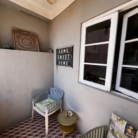 D'avenida Konukevi *